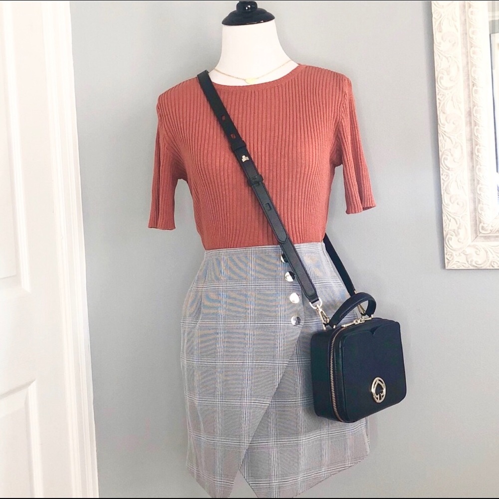 Vintage Rust Ribbed SS Fitted Sweater Top
